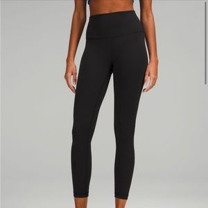 Wonder train black high rise tight leggings